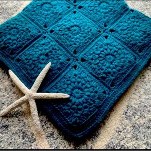 Handcrafted Teal Sunburst Baby Blanket
